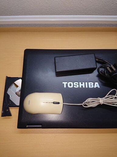 【おかげさまで受渡終了】ノートパソコン　東芝　dynabook　B550