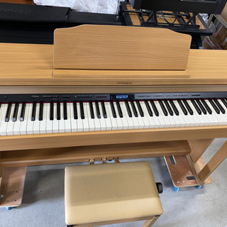 超お薦め品‼️美品‼️ローランド 電子ピアノ HP601 2018年の画像
