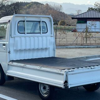 保証あり！走行２万キロ！車検２年！整備済み！ダイハツハイゼットトラック！６６０スペシャル３方開き！５MT！の画像