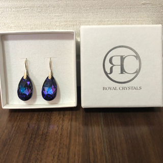 ROYAL.CRYSTALS イヤリング