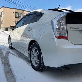 プリウス　6.8万キロ　検R5.1までの画像