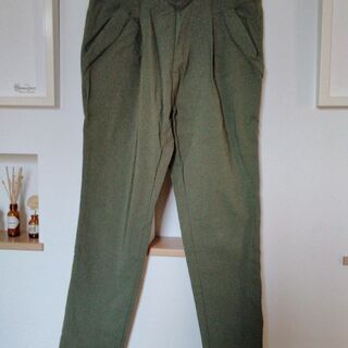 ARROW  カーキ色のパンツ　Lサイズ