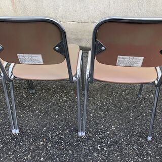 ★会議椅子★ スタッキングチェア LION JOIFA620 4脚セット 座面35cm角 全長約76cmの画像