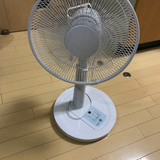 扇風機(羽欠け)値下げ