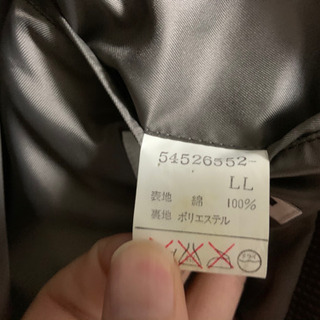 VISARUNOのコーデュロイのジャケットの画像