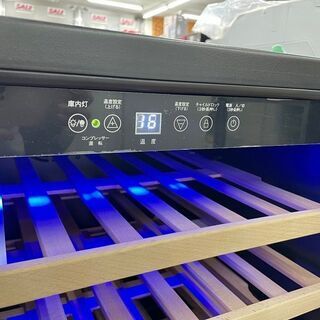 展示未使用品【 三ツ星貿易 】エクセレンス 1ドア ワインクーラー 51本収納 ワインセラー MLY-150　①の画像