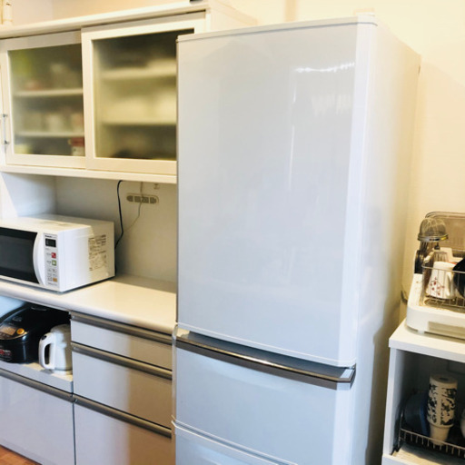 三菱　冷蔵庫　370L   白⭐︎