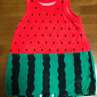 [お譲り先決定］ベビー服90cm赤スイカの画像