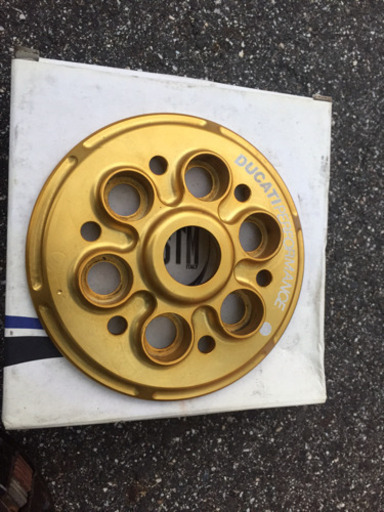 DUCATI performance プレッシャープレート