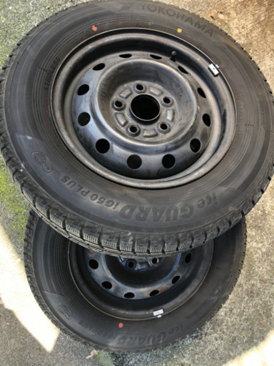 【19年式　バリ溝】185/70R14 ヨコハマ スタッドレスタイヤ（タイヤのみ）2本