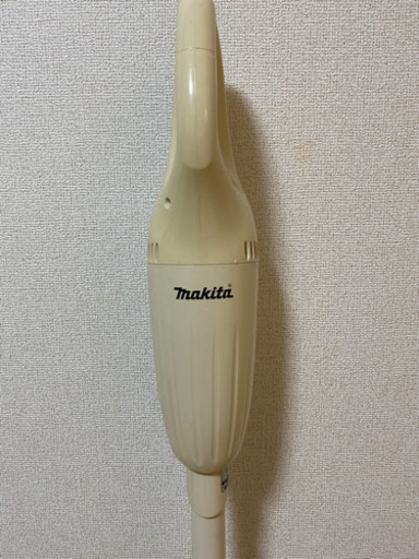 マキタ　充電式掃除機