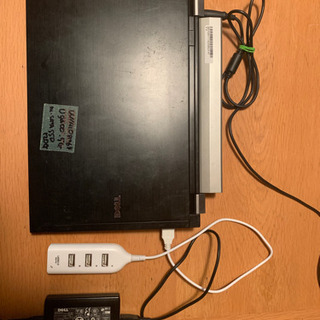 超お得！名機DEll latitude E4200 ③　新品SSD120G　新品互換バッテリー　メモリー5G　超軽量機　小型ACアダプター付属　win10pro64bit
