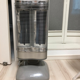 DAIKIN 電気ヒーター 2/28まで。