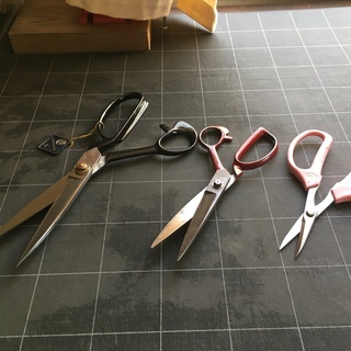 刃物全般の研ぎ、ご家庭／業務用ともに承ります。 − 京都府