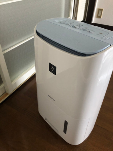 【売ります】プラズマクラスター除湿乾燥機