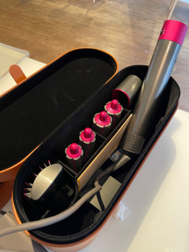 dyson airwrap volume+shape