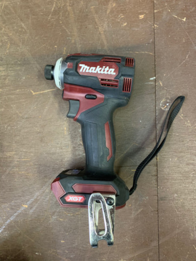 208☆ マキタ　インパクトドライバ　40Vmax TD001G 本体のみ