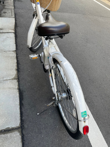ブリヂストン　デリーシェ　白　電動アシスト自転車　