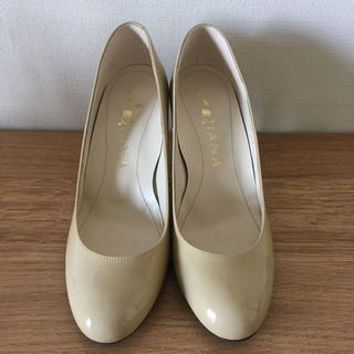 【2月末で処分】DIANA ダイアナ パンプス ベージュ 23.0cm