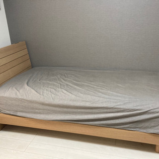 【2月中】シングルベッドフレーム　ライトブラウン　※布団含まず