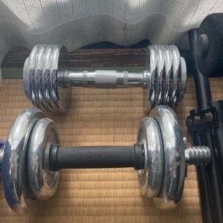 腹筋マシーン ダンベル