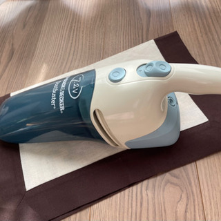 BLACK&DECKER 乾湿両用充電式 ハンディークリーナー 掃除機の画像