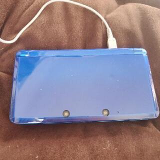 ニンテンドー3DS(各ソフト、充電器、ケース付き)