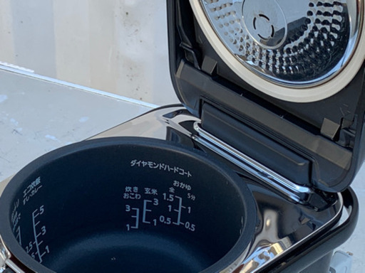 格安で！パナソニック 炊飯器◇5.5合炊◇2018年製◇ダイヤモンド銅釜蓄熱コート◇SR-HB108