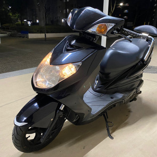 ヤマハ　シグナスX125　車　バイク