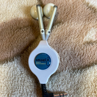 ラウンドワン未使用品イヤホン