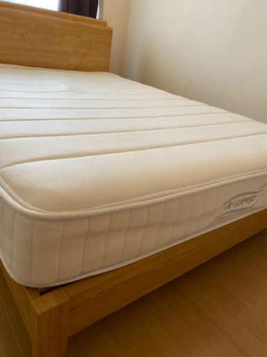 【先約者あり】☆美品☆マットレス付ダブルベッド