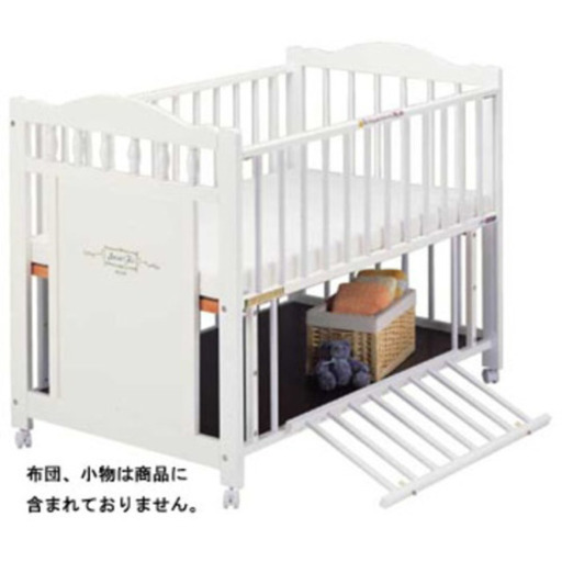ベビーベッド