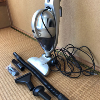 [再投稿] 値下げしました　サイクロン式掃除機