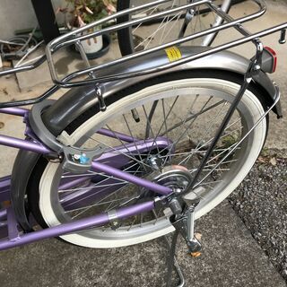 自転車 20インチ 2019年6月購入 軽快車 salute 1度使用 その後は倉庫保管 程度良好 ノーパンクタイヤ ママチャリ 手渡し限定の画像