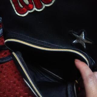 ワッペン★黒リュックの画像