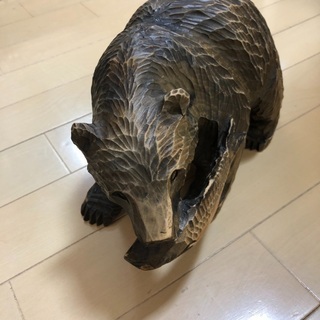 木彫りの熊　の画像