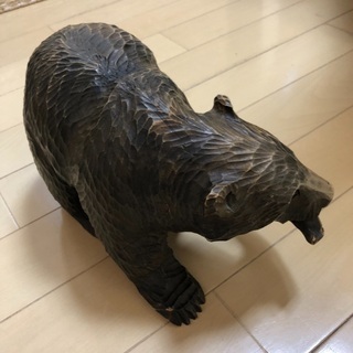 木彫りの熊　の画像