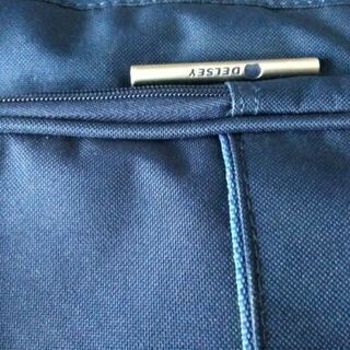DELSEYガーメントバックの画像