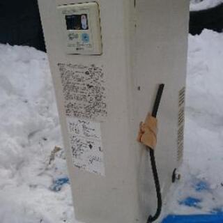石油小形給湯機