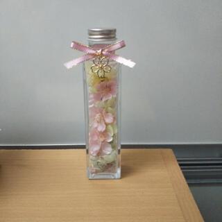 桜(アーティシャルフラワー)のボトルフラワー