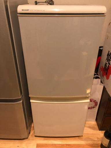 シャープ冷蔵庫135L