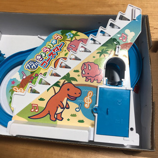 恐竜レースの画像