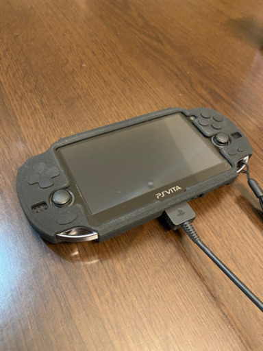 PS VITA PCH-1100 ブラック　値下げ