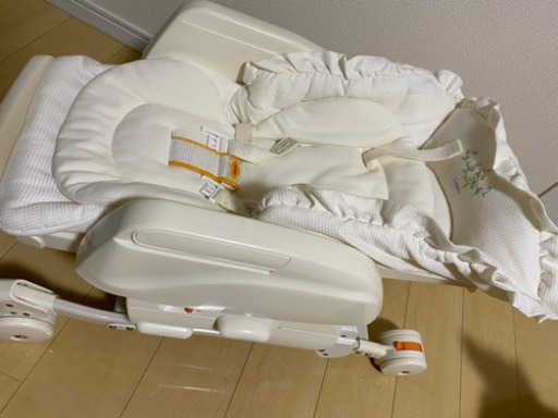 コンビ　ハイローチェア