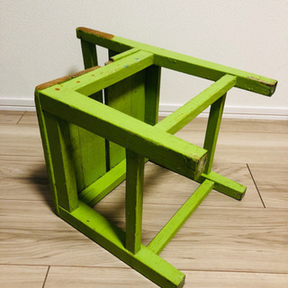 【値下げしてます！】木製子供イス　幼稚園イス　ヴィンテージ　シャビーシック　ナチュラル　ディスプレイの画像