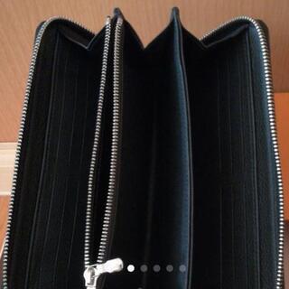 ルイヴィトンの長財布の画像