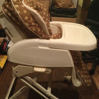 アップリカハイローチェアの画像