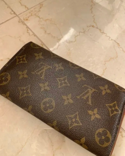 ルイヴィトン モノグラム長財布