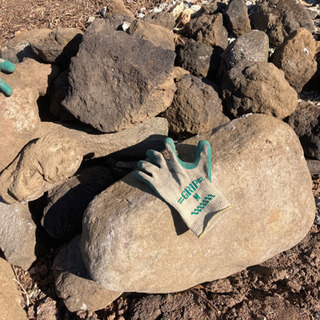 引き取り方限定！ガーデニング用の庭石、玉石、砂利、コンクリートの画像