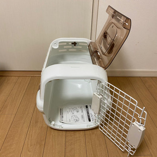 ペットキャリーの画像